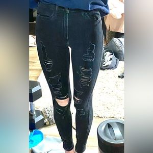 American Eagle 00S Ultra High-Rise Super Skinny Ripped Jean
